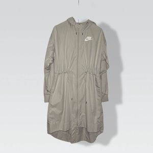 Nike Long Windbreaker